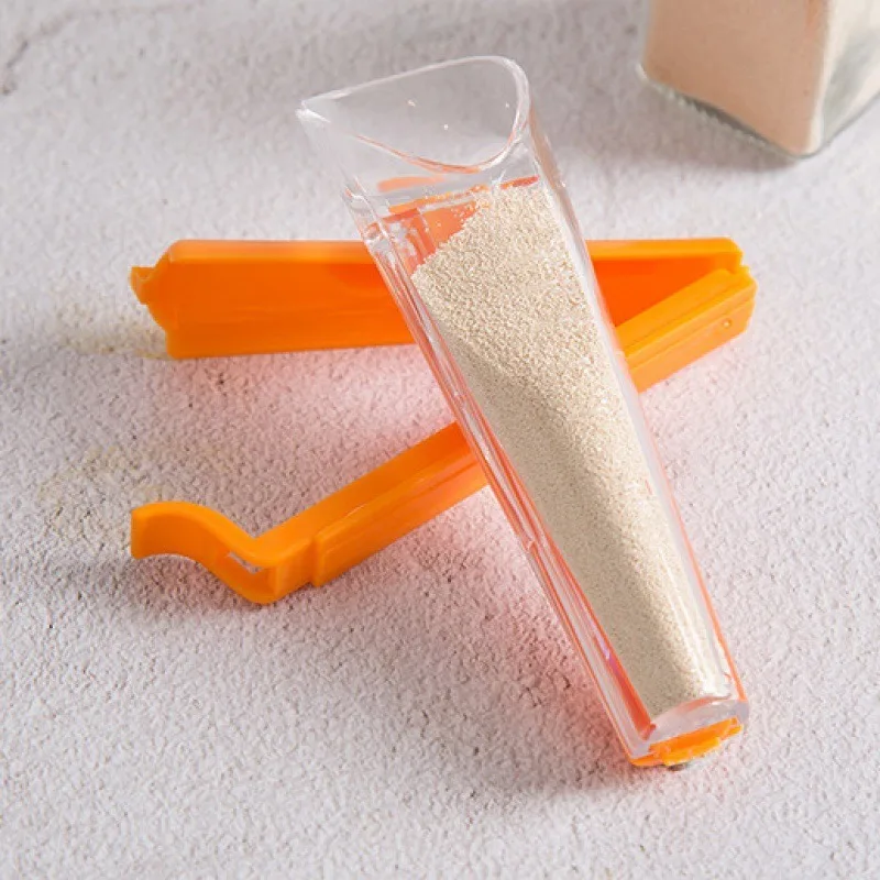 Yeast Graduated Measuring Vessel Baking Weighing Scoop Sealing Clip Yeast Dispenser Dual-purpose Kitchen Prep Gadget Practical