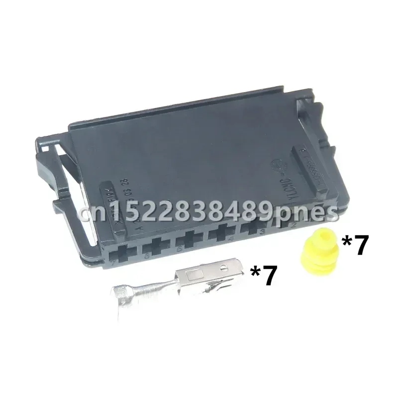 7 Pole 1-1355396-1 A2115450328 Car Electric Wiring Harness Connector Automobile Wiring Terminal Socket Auto Parts