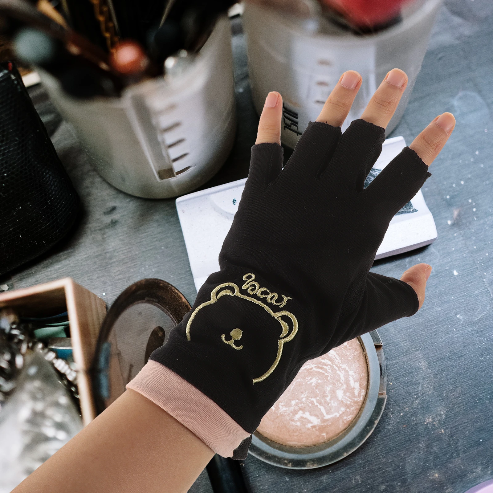 

1 Pair Fingerless Uv Protection Gloves For Nail Art Anti Uv Manicure Gloves Reusable Cotton Hand Covers Durable Breathable Nail