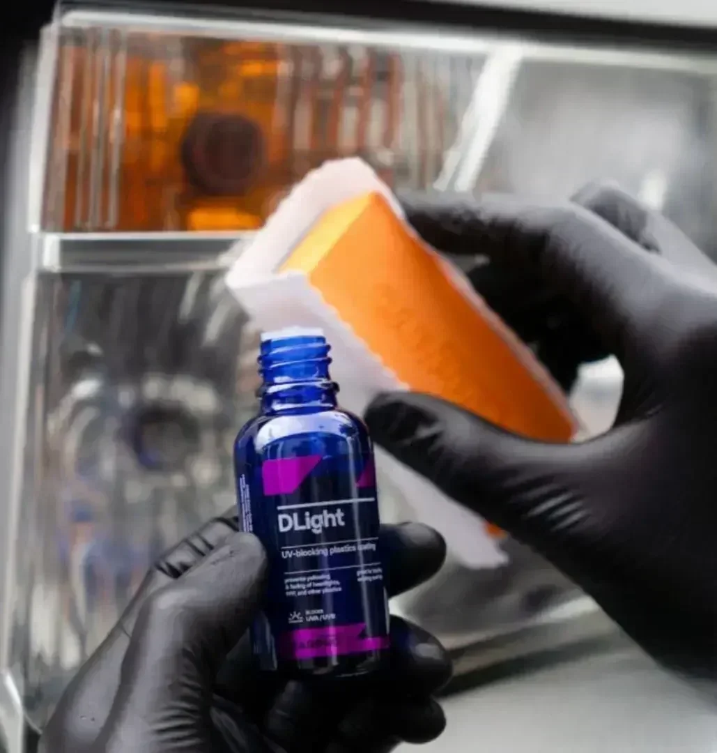 CARPRO CQUARTZ DLight UV Ceramic Coating For PPF, Headlights, Plastics & Paint Maintains Gloss Ensures Surfaces Stay Vibrant