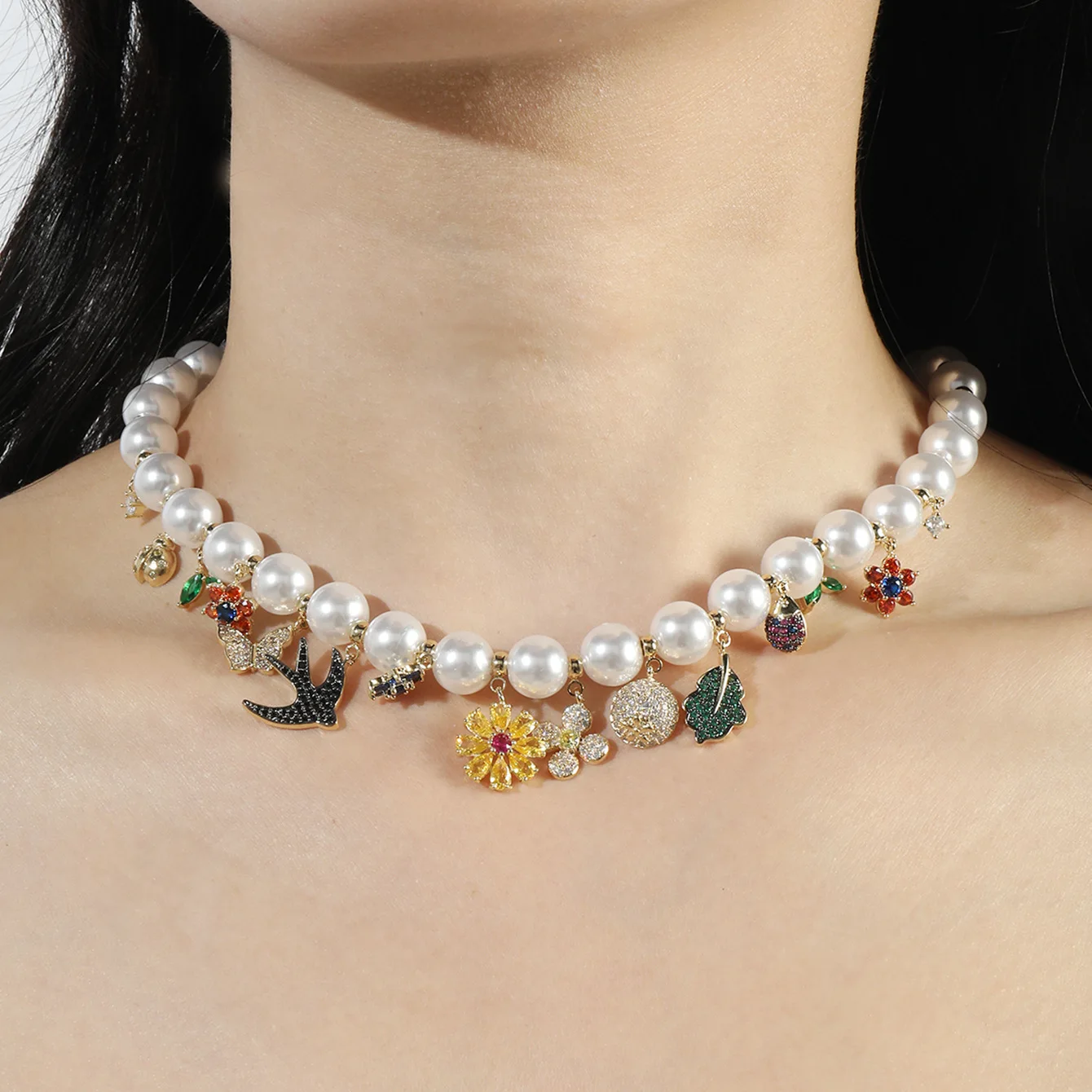 2023 Women Swallow Beetle Butterfly Flower Diamond Pearl Necklace