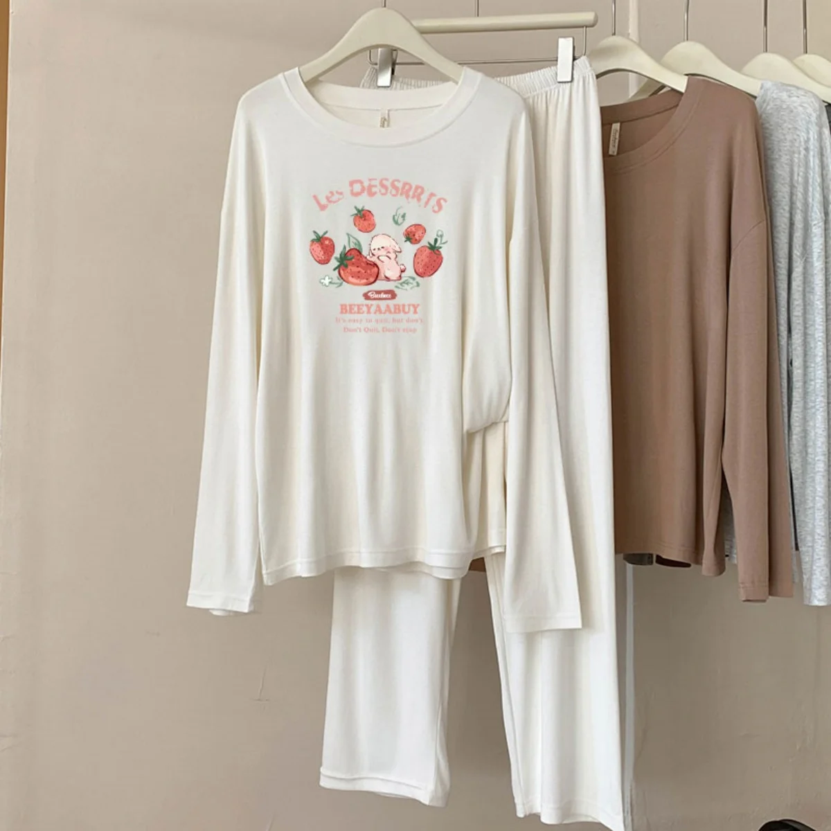 

A67 Modal Pajamas Women's Spring and Autumn New Casual Round Neck Long Sleeve Plaid Breathable Homewear Set