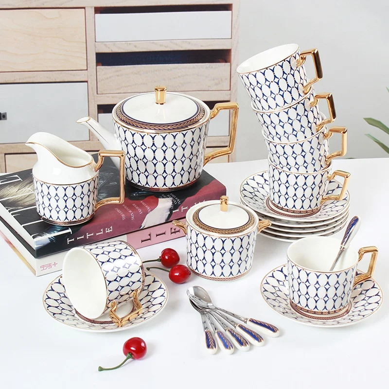 European-style Bone China Complete Coffee Cup Set Household Small Luxury Ceramic Afternoon Tea Cup And Saucer Set