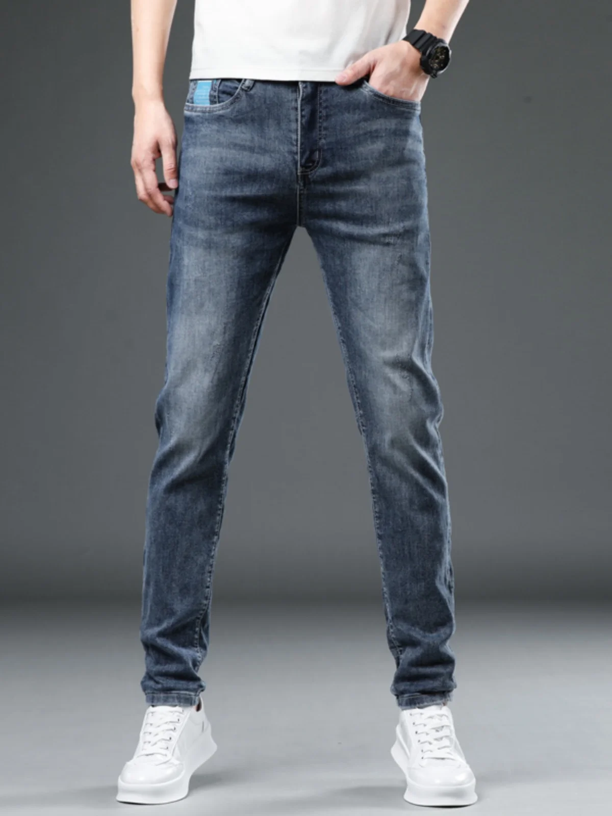 

Blue Cotton Stretch Denim Jeans Men's Casual Youth Slim Straight Leisure Trousers Summer New Sle High End Faionable