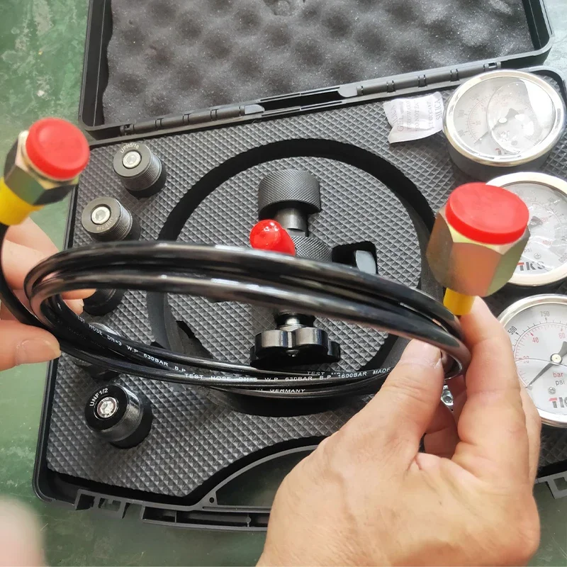 

7 IN 1 Hydraulic Accumulator Cylinder Nitrogen Gas Charging Kit and Pressure Test Kit Nitrogen Charging Tool Accumulator