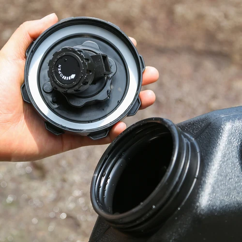 Imagen 2 del producto Cubierta de sellado de cubo de agua portátil con grifo, cubierta de cubo de agua para acampar, tapa de contenedor de almacenamiento de agua para acampar y senderismo, 1-5 piezas