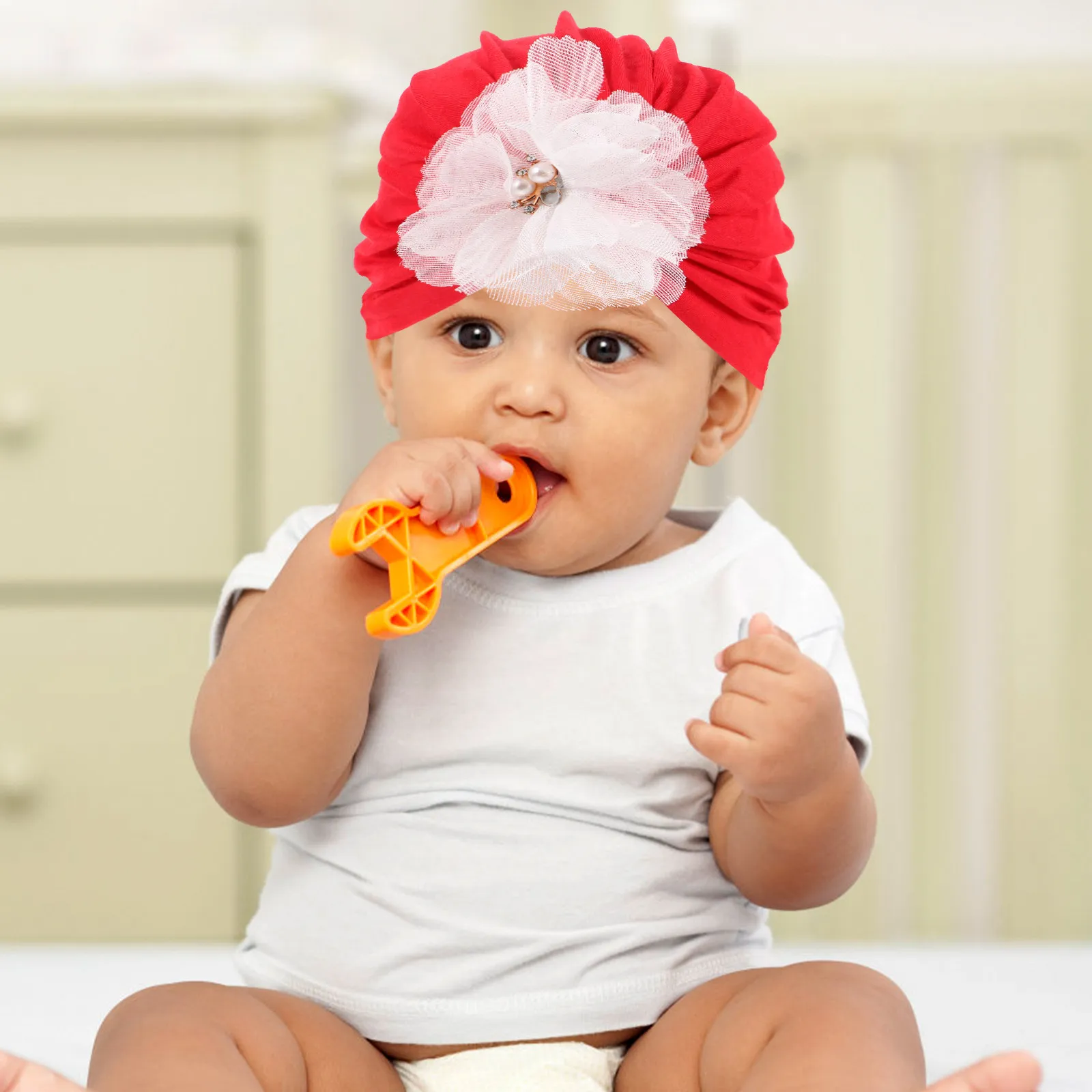 

1Set Soft Cotton Baby Hat and Socks Set Newborn Infant Girl Comfortable Supple Decorative Headwear Footwear for Daily Use