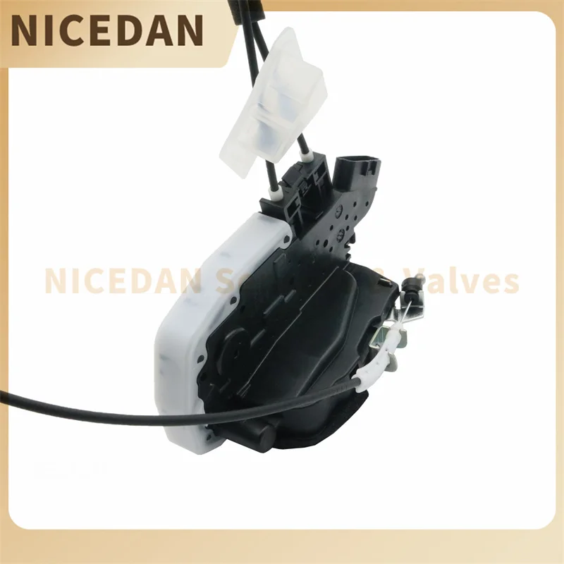 

80500-JE20A-B105 2-контактный привод замка передней правой двери для Nissan Qashqai J10 2006-2013 80500 JE20A B105 80500JE20AB105