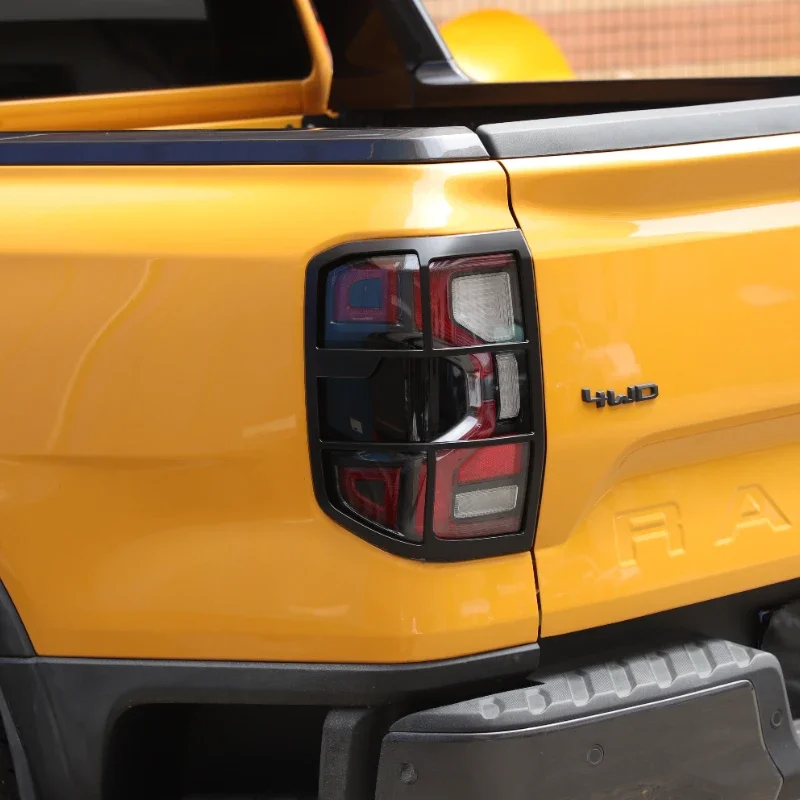

For Ford Ranger Wildtrak T9 2023-2025 Car Accessories ABS Matt black Car Rear Taillight Turn Signal Frame Cover Trim