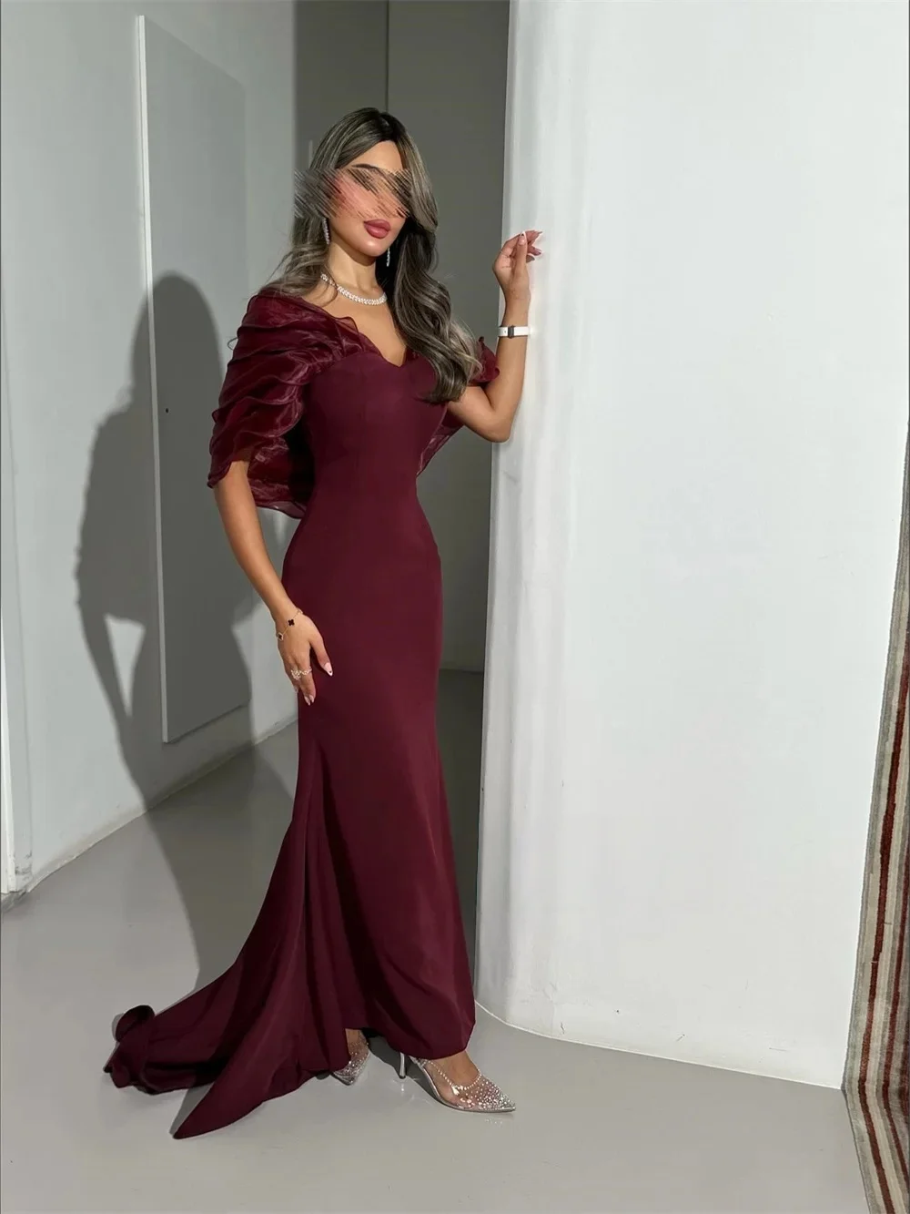 

Burgundy Women Long Bespoke Occasion Gown Evening Dresses Pastrol Unisex Jersey Retro Dubai Saudi Arabic Prom Customized