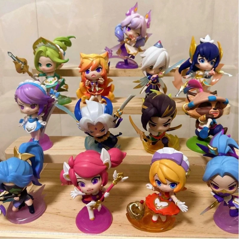 

Genuine new Popmart Golden Shovel Little League Of Legends Classic Character Series Blind Box Toy surprise Gift mystery box