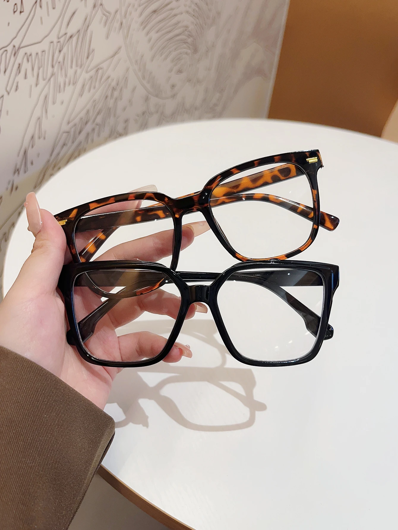 2Pcs Elegant Square Fashion Glasses Set Casual Personality Easiest for Match Party Travel Photo Decorative Glasses