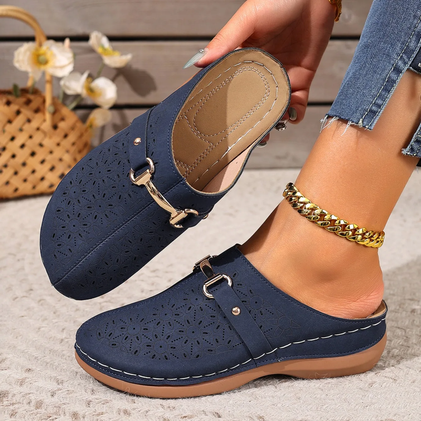 Women Slippers Lightweight Fashion Half-support Slippers Outdoor Wading Shoes Middle-aged Mother Sandals Summer Slides Women - view 6