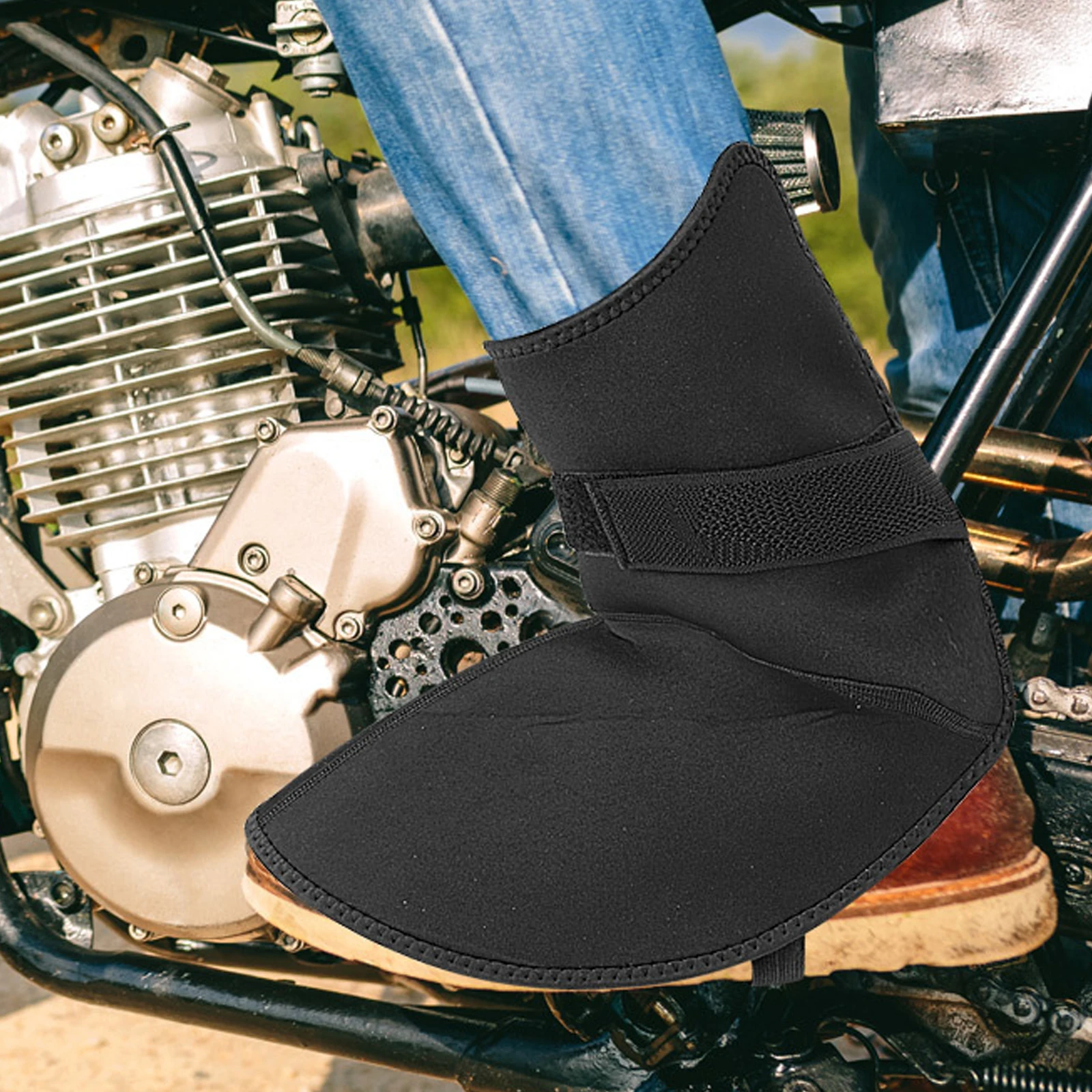 

1 Pair Windproof Ankle Protector for Motorcycle Riding Winter Sports Velvet Foot Covers for Men and Women