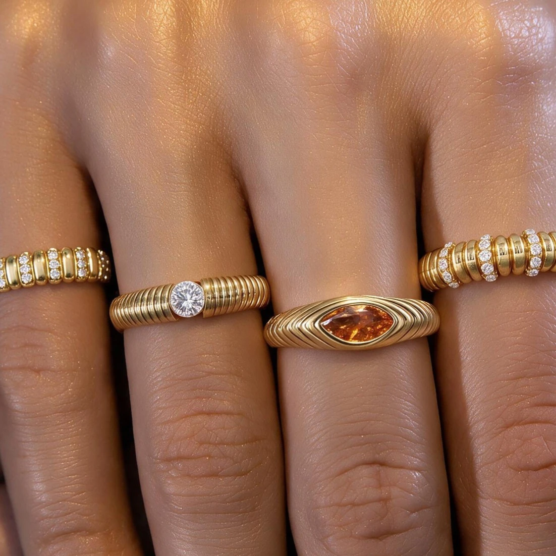 Vintage 18K Gold Tone Ribbed Ring Set 4Pcs Cubic Zirconia Stackable Retro Antique Style Band Jewelry