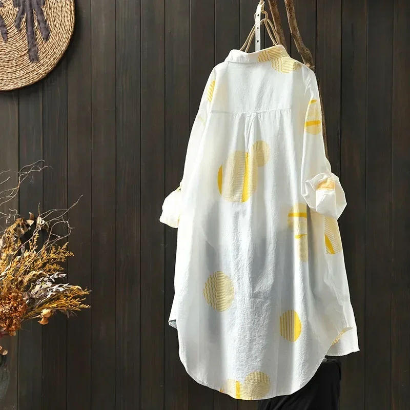 

2024, женская летняя мода, элегантный воротник-поло с буквенным принтом, модная тонкая свободная однорядная рубашка средней длины с несколькими пуговицами, топ