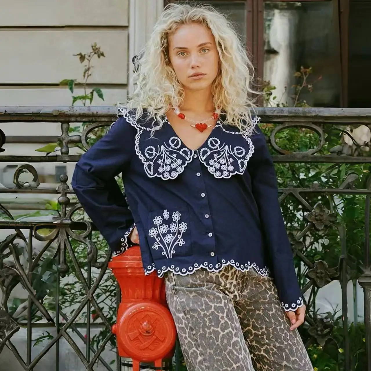 

Retro Style Embroidered Loose Collar Shirt Country Style Long Sleeve Women's Cotton Breathable Comfortable Fashion Daily Wear