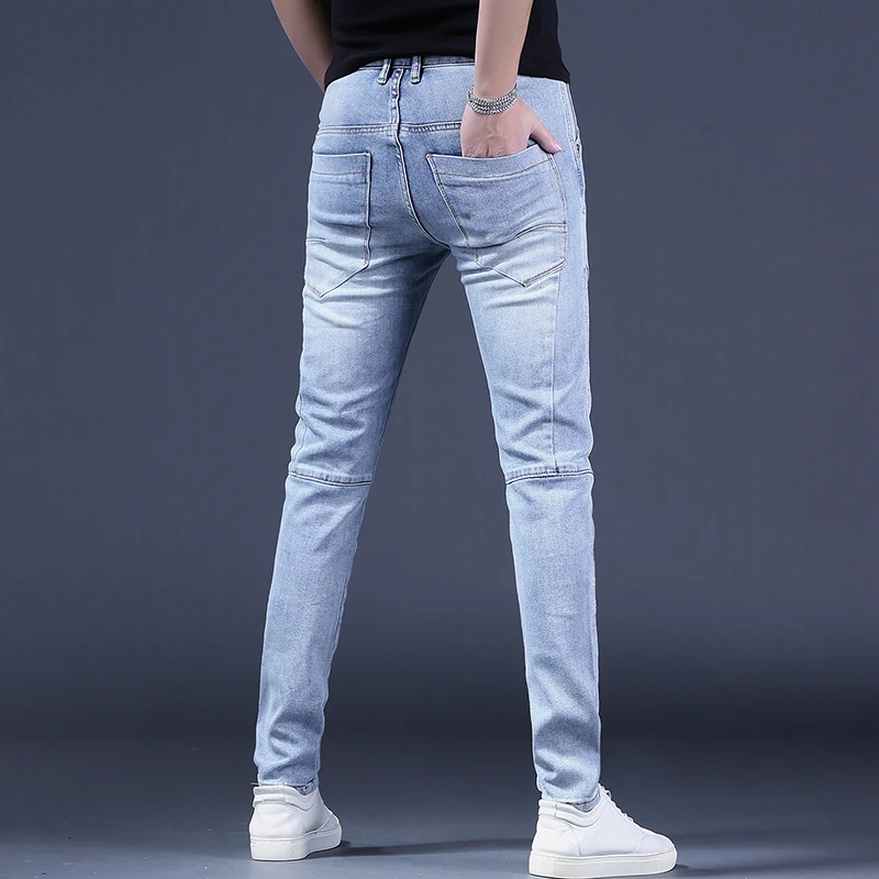 Celana Jeans Pria Biru Muda Celana Slim Fit Kasual Celana Panjang Denim Patchwork Biker Streetwear CP2202