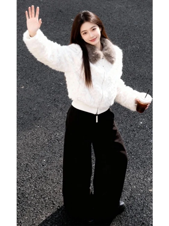 

Корейская куртка из белого меха ягненка, уникальная красивая зимняя верхняя одежда с вышивкой, длинное пальто на молнии све