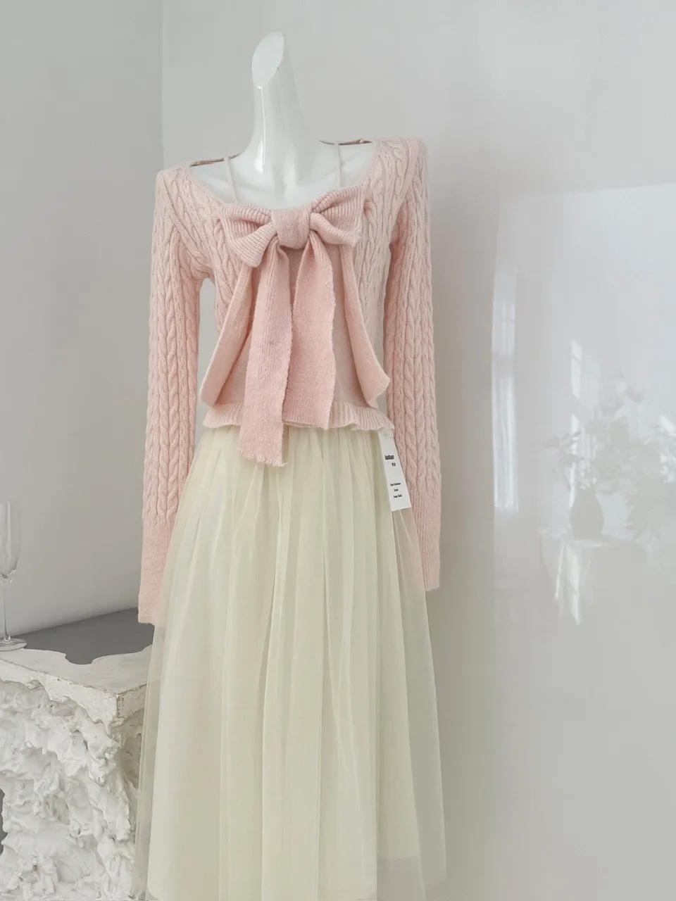 

Модный вязаный топ с узлом, юбка с высокой талией, комплект из двух предметов, зимняя коллекция Princ Sle, женский ансамбль