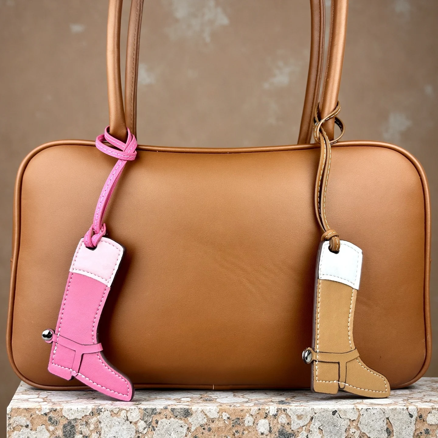 Fashionable Two-Tone Contrast  - Women Accessories Bag recension och pris