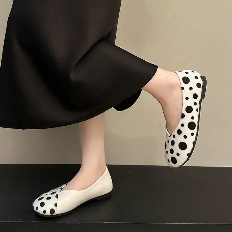 Frühlings-Neuheit: Damen-Flachschuhe mit Runder Spitze, Gepunktetem Wildleder, Bequeme Alltags-Loafer für Büro und Straße – Detail 5