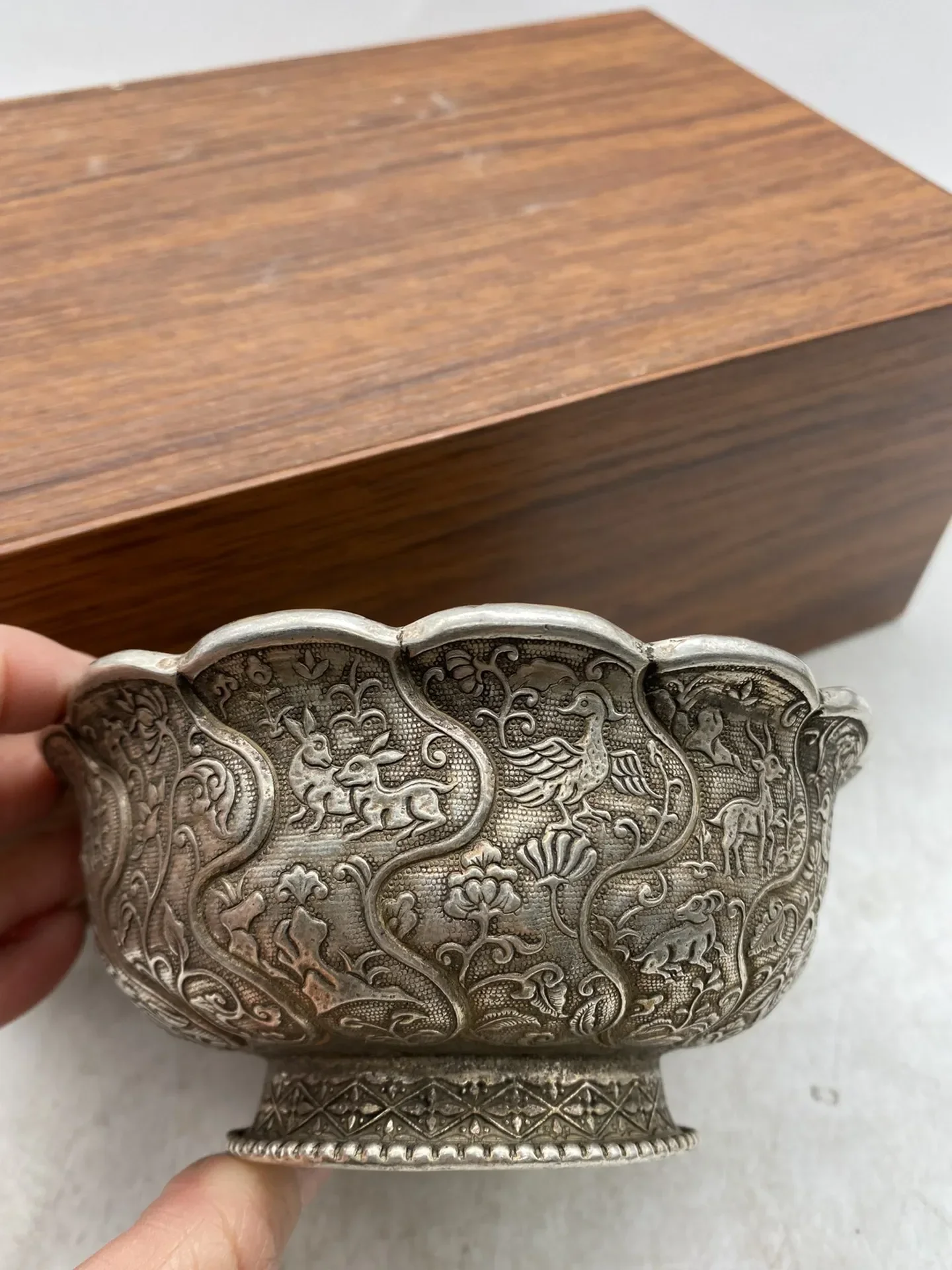 China silver bronze Carved cup wine cup auspicious beast deer, goose Tang Dynasty Metal crafts vintage home decoration bowl