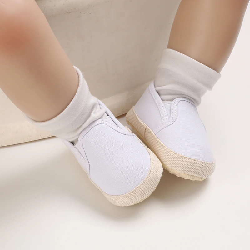 Printemps nouveau Slip-on enfant en bas âge chaussures bébé premiers marcheurs garçons filles automne antidérapant classique Plaid baskets chaussures de Sport