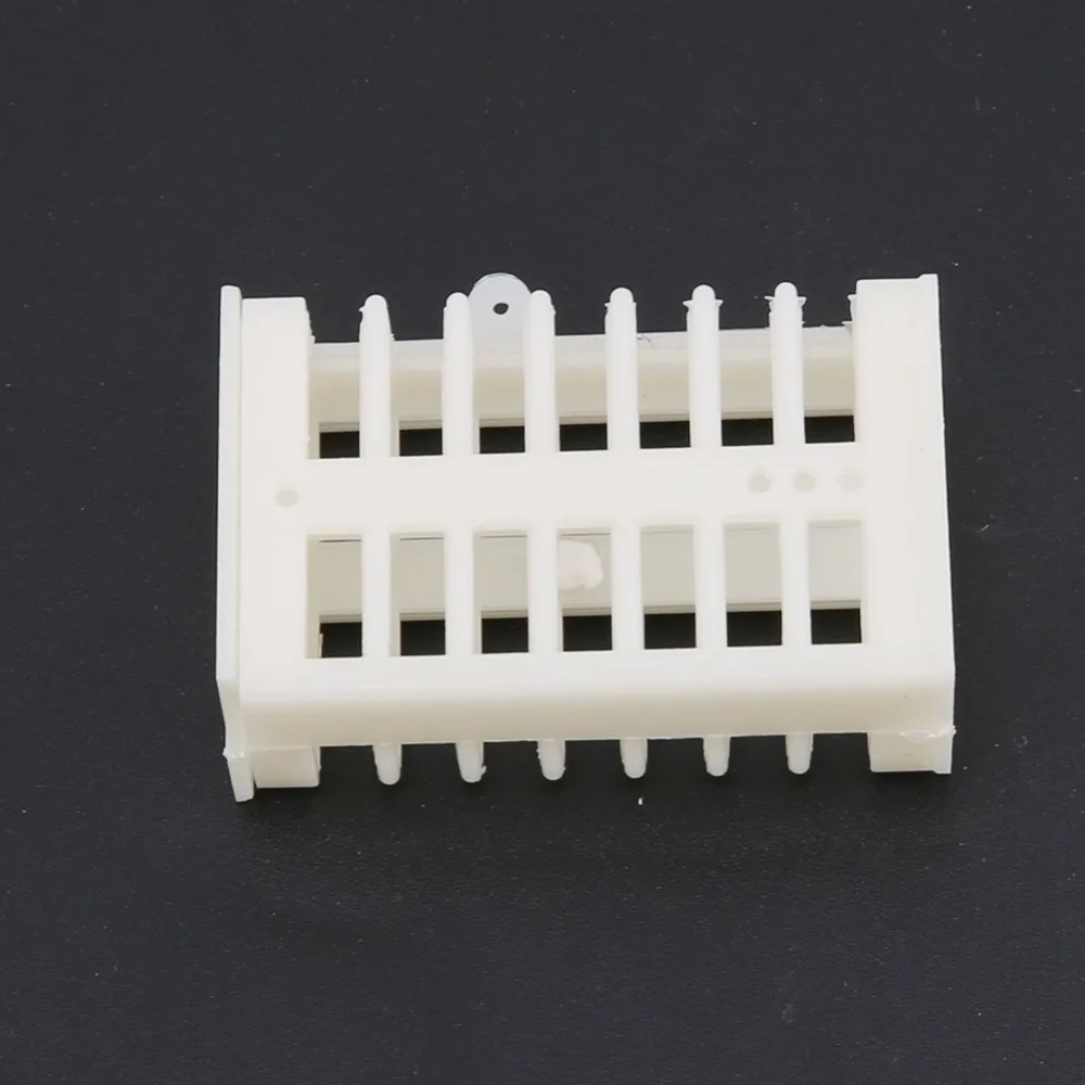 100pcs Plastic Plastic Bee Cage Parallel Slots Rectangular King Bee House Non-Toxic Lightweight Beekeeping Tool Bee Keeping