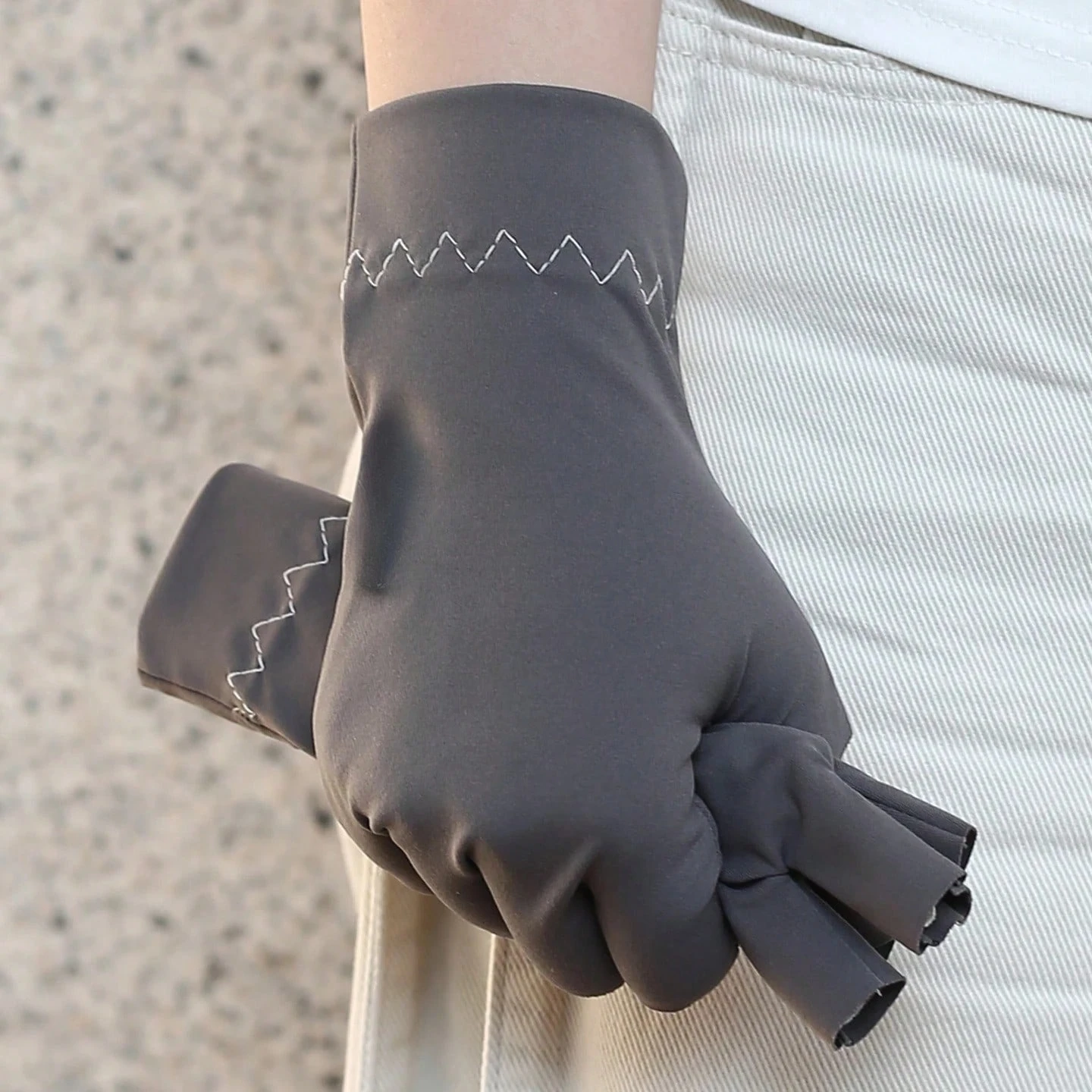 

1 Pairs Of Sun Protection And Sunshade Sports Gloves For Cycling Running Fishing And Outdoor Activities Cool Refreshing 5-Finger