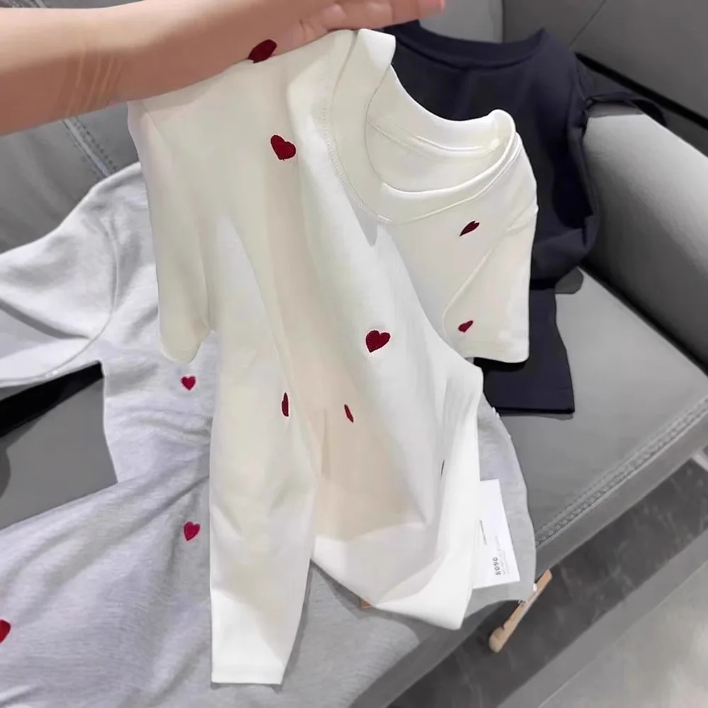 Women's Casual Heart Embroidered Short Sleeve T-Shirt, Crew Neck Loose Fit Cotton Tee, Daily Comfy Top
