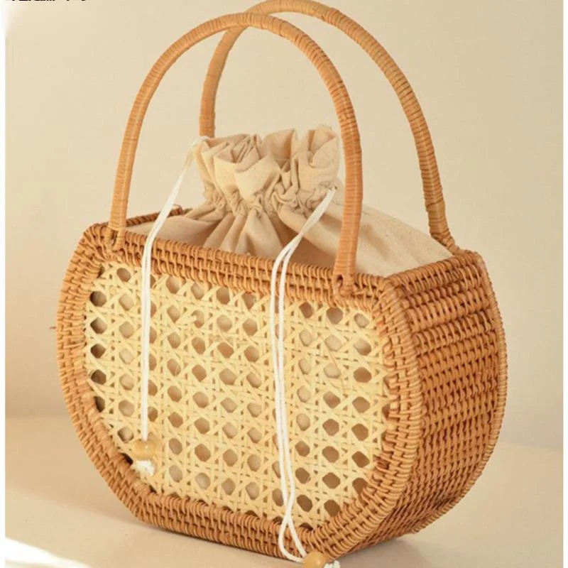 

Large Capacity Storage Bucket Hollow Out Storage Bag With White Lining Vietnam Pure Handmade Rattan Basket Outing Picnic Basket