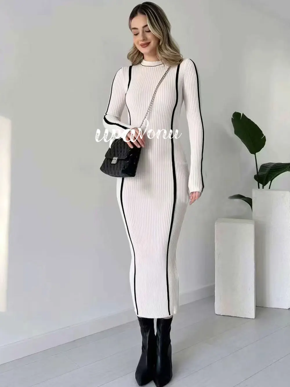 2024 New Women's Casual Knitted Dress O-neck Long Sleeve Slimming Bodycon Vertical Strip Dresses Cocktail Evening Party Vestido