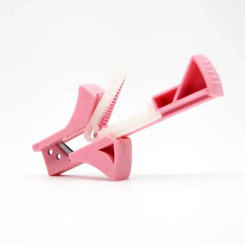Wholesale Disposable Medical Umbilical Cord Clamp Cutter Newborn Infant Dropship EOS Disinfecting Type