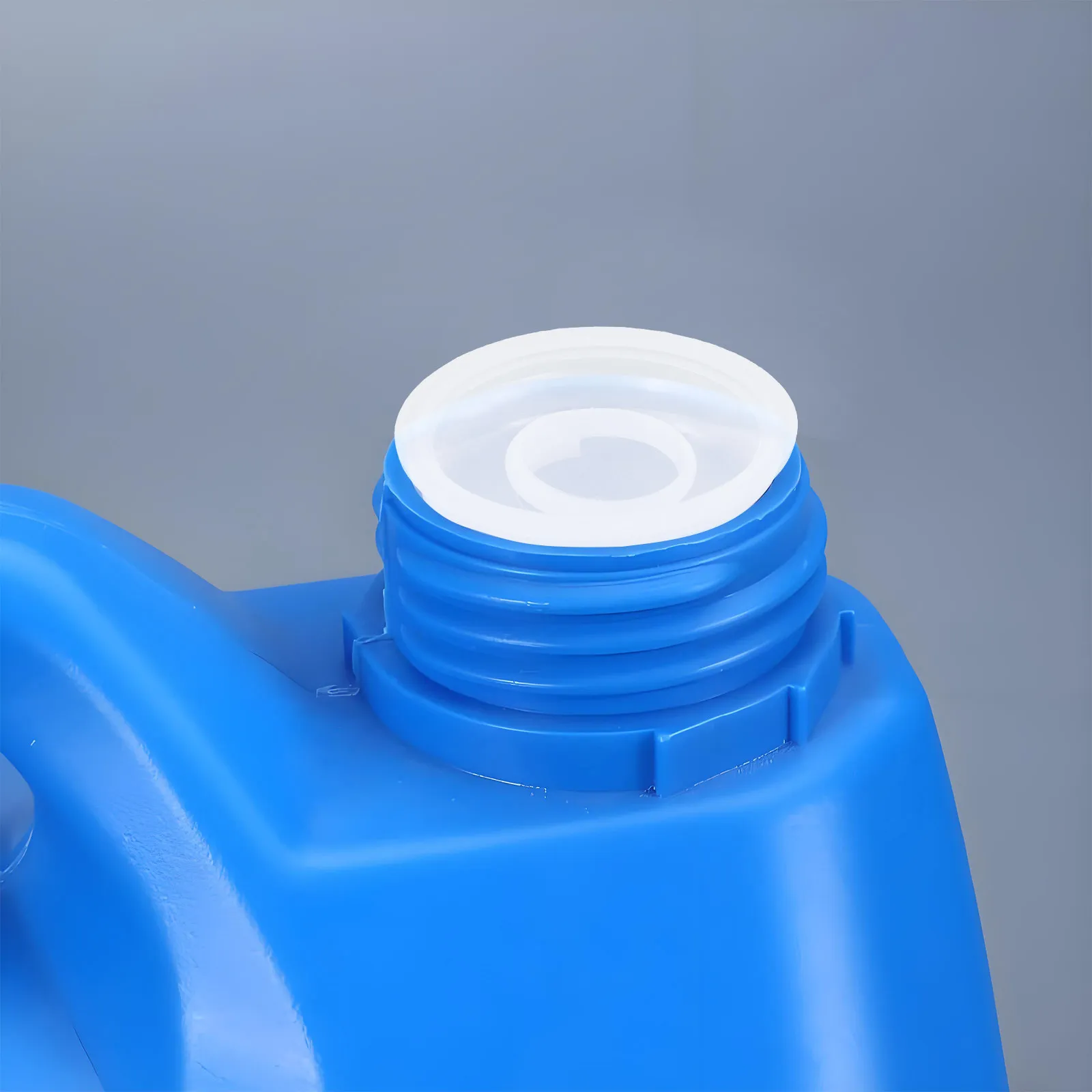 10Pcs Plastic Chemical Storage Bucket Lids 20-25L Leak Proof Screw Seal Lid Pull Ring Ideal Paint Pet Food Chicken Feed Storage view 3