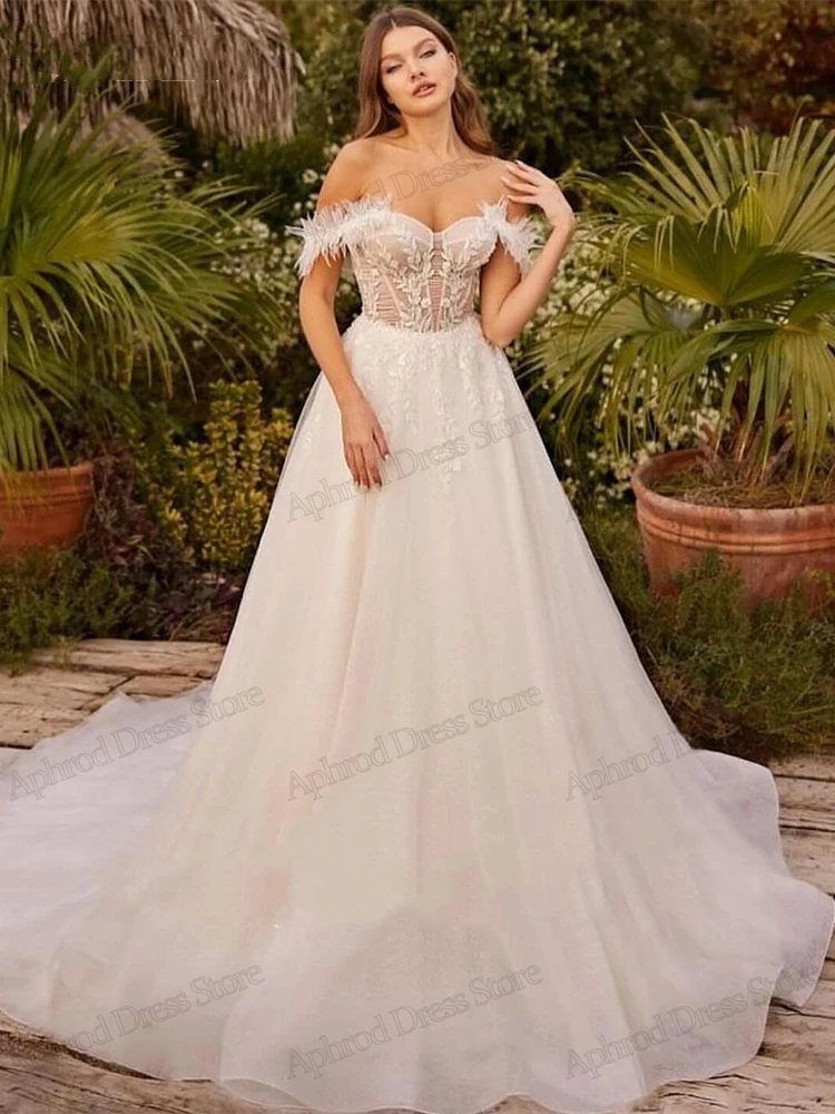 Graceful Wedding Dresses A-Line Tulle Tiered Bridal Gowns Off The Shoulder Robes Feather Decoration Glamorous Vestidos De Novia