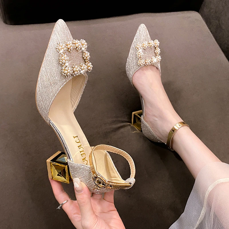 2023 New Shining Crystal Square Heels Pumps Women Pearl Buckle High Heels Bride Shoes Woman Pointed Toe Bling Rhinestones Pumps