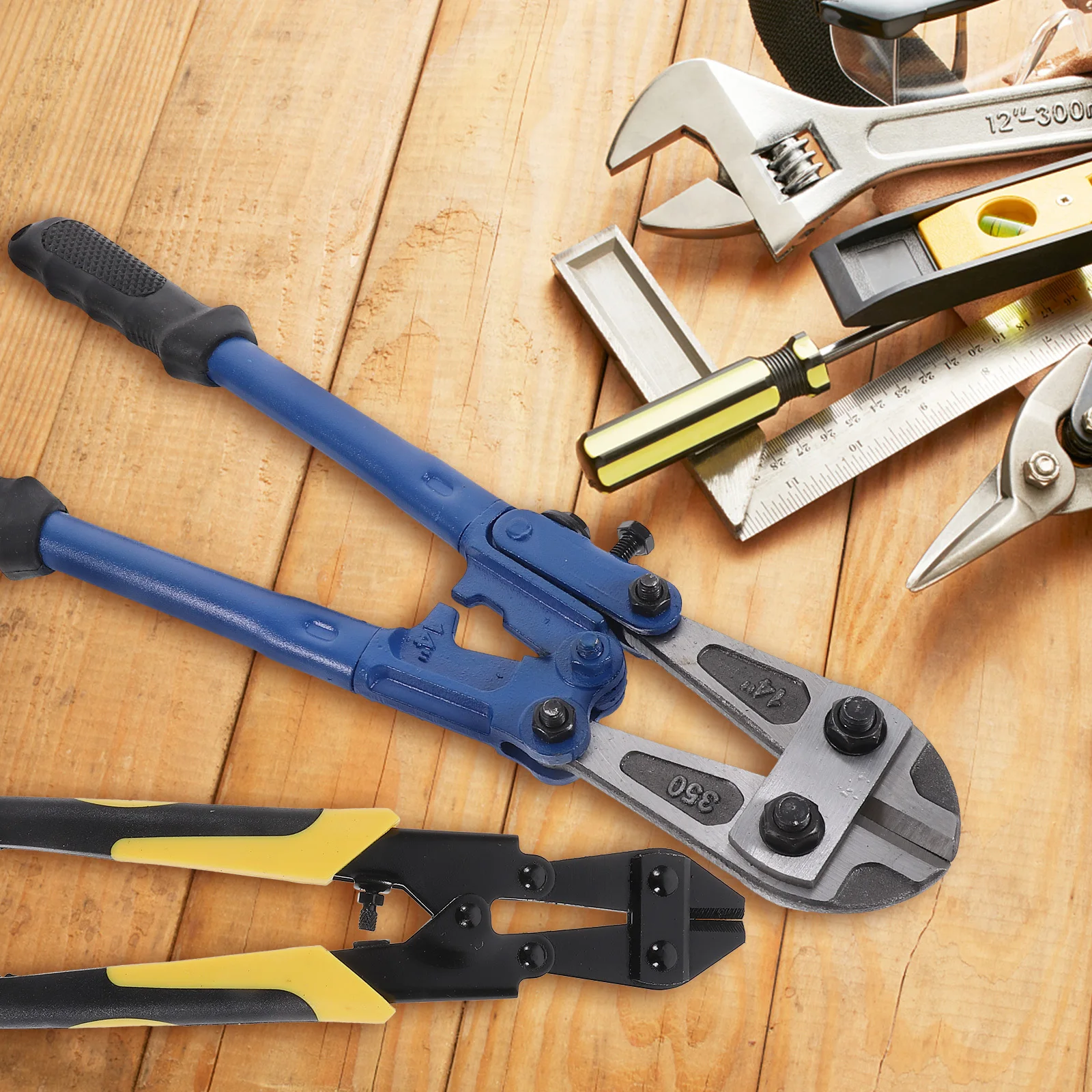 

2Pcs Bolt Cutter 8 Inch 14 Inch Heavy Duty Steel and Rubber Cable Cutter for Wire Chain Link Fence Rivet Screw Cutting Ergonomic