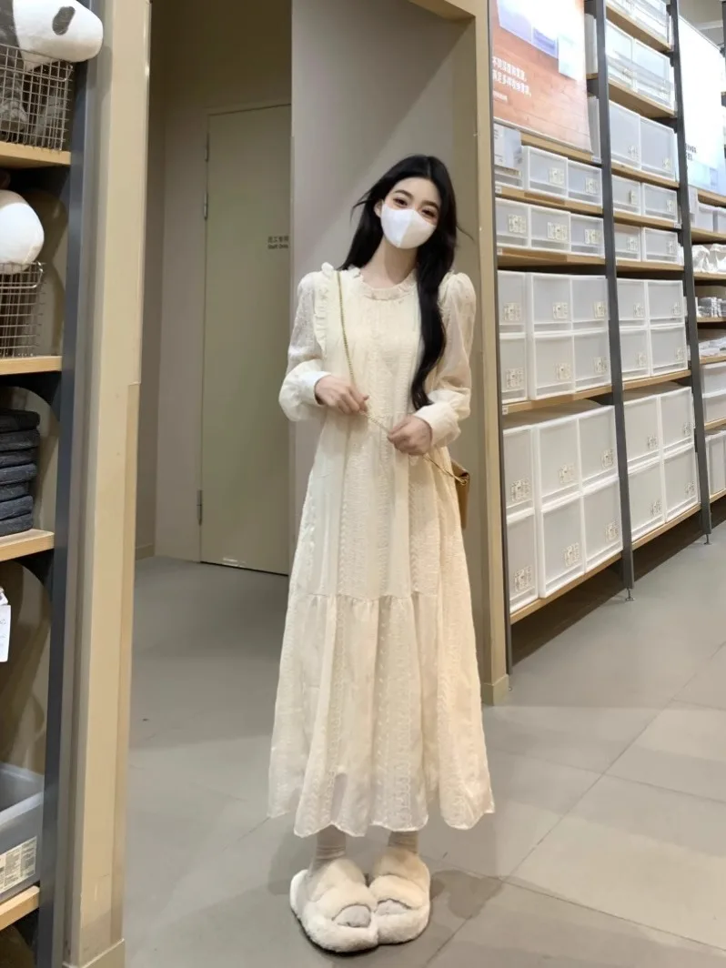 Gentle wind lace dress women's spring and fall new commuter casual bottoming long skirt long-sleeved first love resort skirt