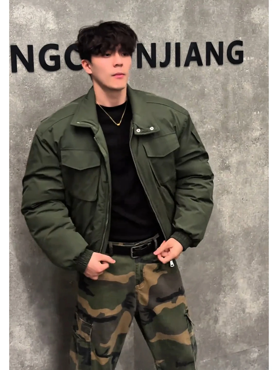 

Мужская зимняя куртка-бомбер в стиле милитари, теплая хлопковая куртка для летного состава, американский стиль, с воротником-стойкой...