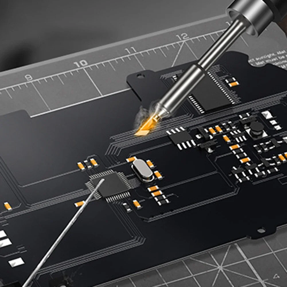 Sophisticated Design Of HS02A Smart Soldering Iron Ensuring Quick Response Times With A Max Power Output Of 100 Watts In Action