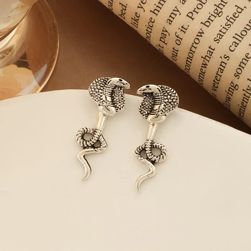 Dark Gothic Snake Stud Earrings For Men Women Goth Punk Piercing Earring Fashion Jewelry Halloween Accessories