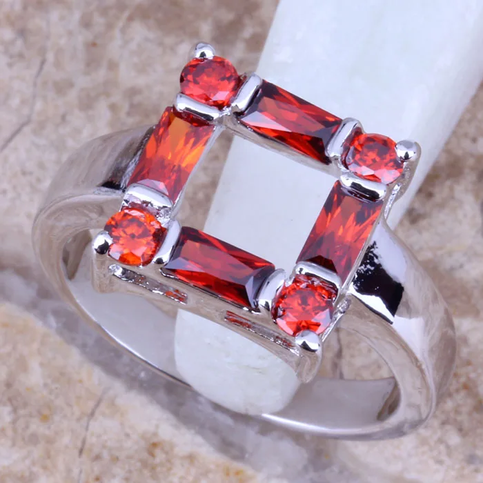 Pretty Red Cubic Zirconia Gender-neutral Style Fashion Jewelry Ring Size 6 / 7 / 8 / 9 R0386