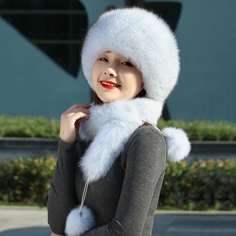 High-quality Women's Hat Fur Fox Winter Fashion Fur Hat Real Fur Long Braid Ear Protection Travel Cap Fox Fur Skullies Beanies