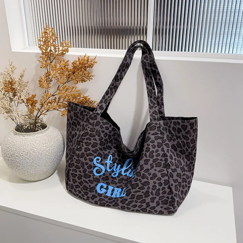 Vintage Leopard Letter Shoulder Bags for Women Large Capacity Ladies Casual Tote Bag Daily Versatile College Students Handbag