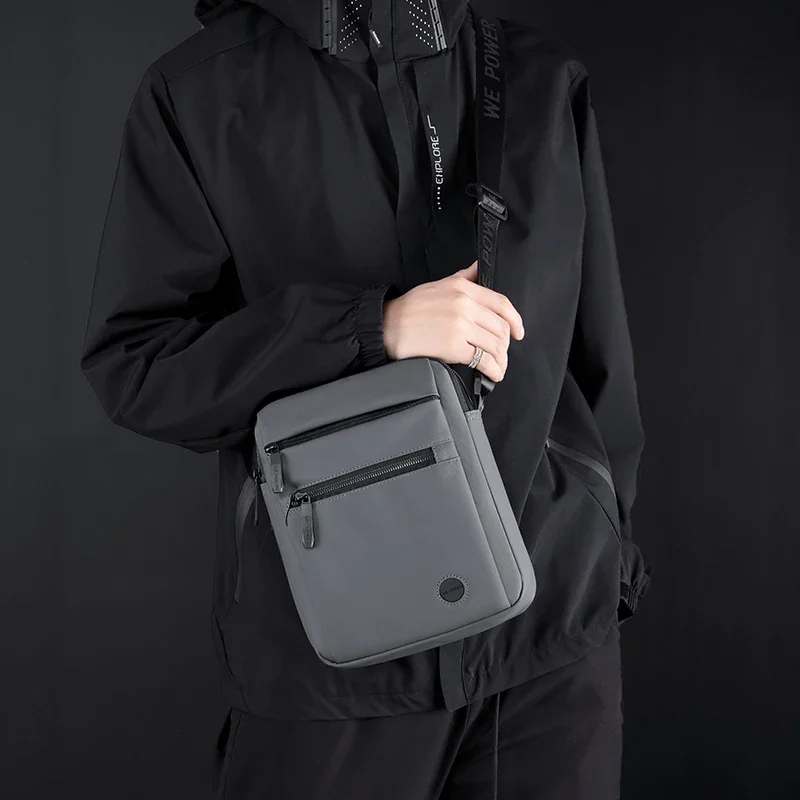 2025 Fashionable Popular Men Business Nylon Bags Cool Boys Crossbody For Work Adjustable Small Shoulder Strap Multi-function