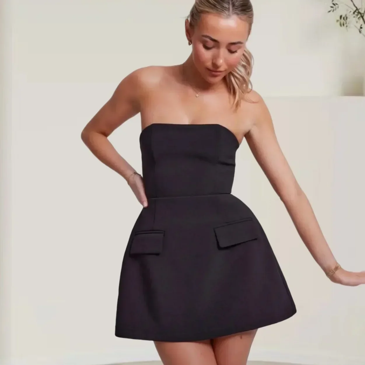 

New Solid Color Pocket Sleeveless Sexy Tube Top Slim High Waist Short A-shaped Dress for Women