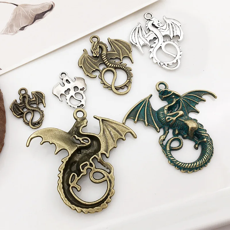 4 Colors Antique Alloy Flying Dragon Pendant Charm For Jeweley Making Necklace Pendants DIY Accessories Supplies Wholesale