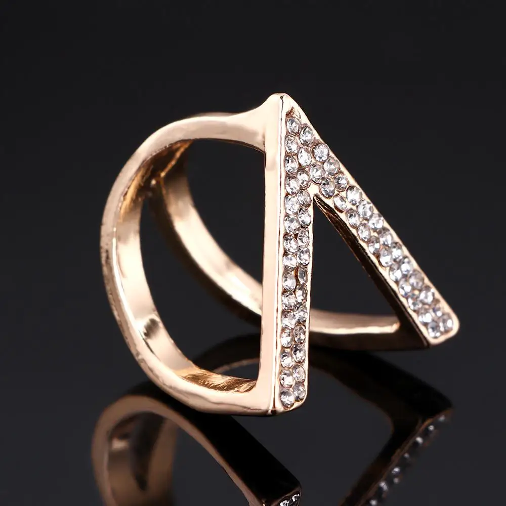 

Elegant Fashion Fashion Accessories V Shape Inlaid Rhinestone Jewelry Scarf Ring Brooch Shawl Buckle