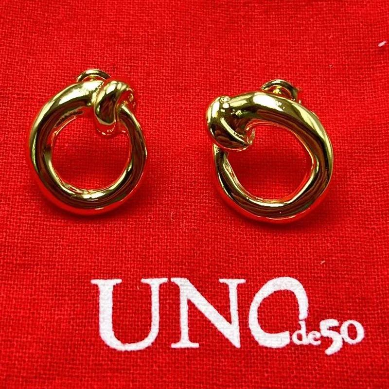 2023 UNOde50 Best Selling European and American Simple Geometry Women's Earrings Romantic Jewelry Gift Bag with